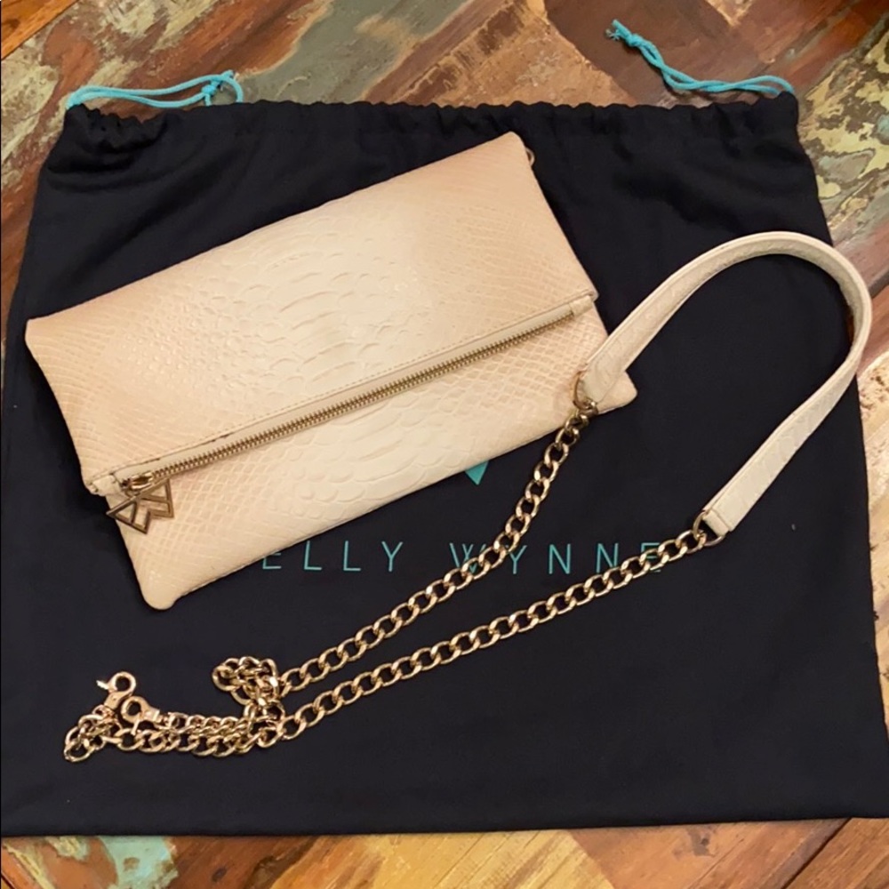 Kelly Wynne flirty little fold over